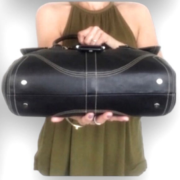 LIKE NEW! Vintage Coach Soho Black Leather Buckle Flap Satchel Bag - Picture 7 of 10